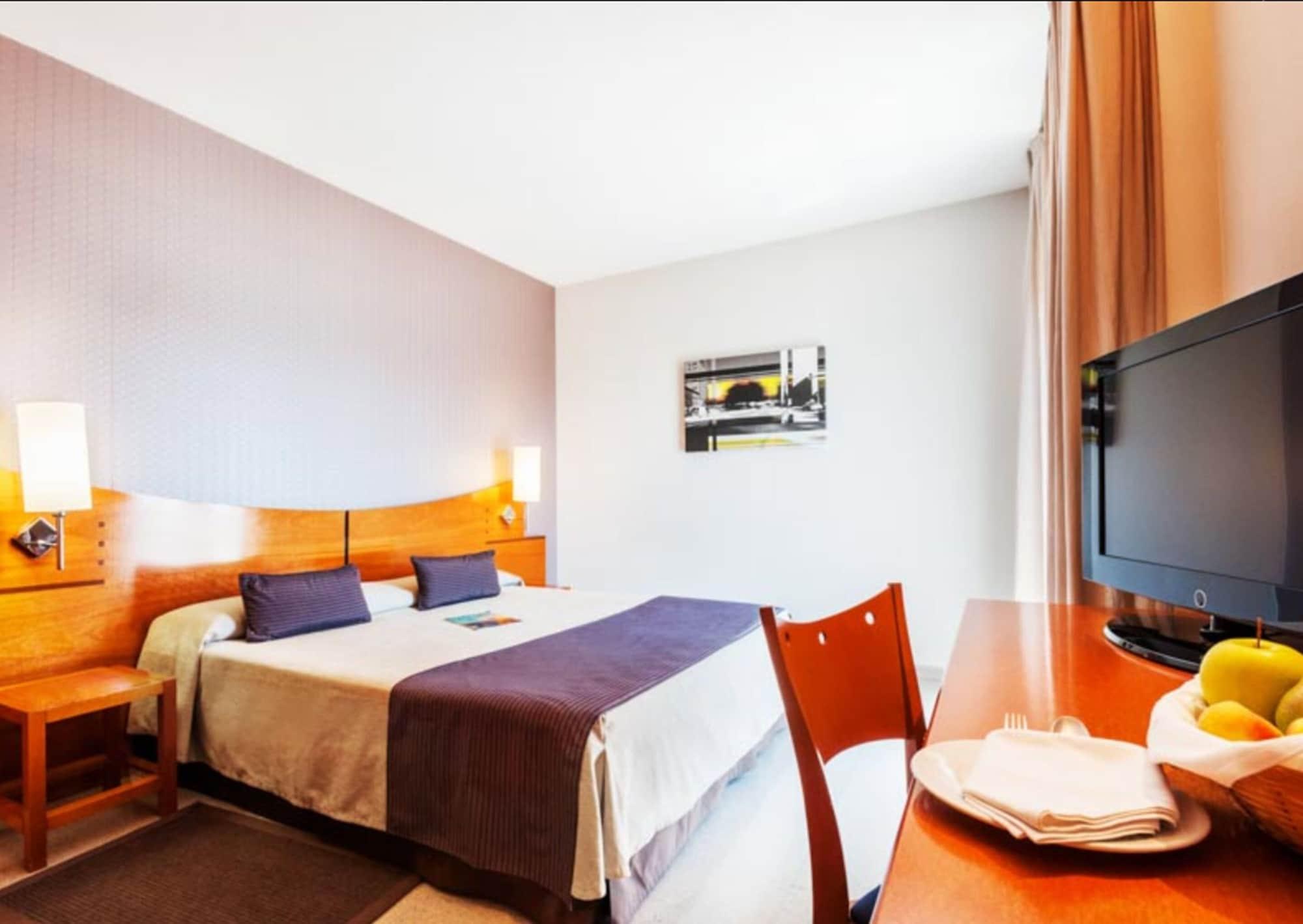 Hotel กราโนแยร์ส ภายนอก รูปภาพ