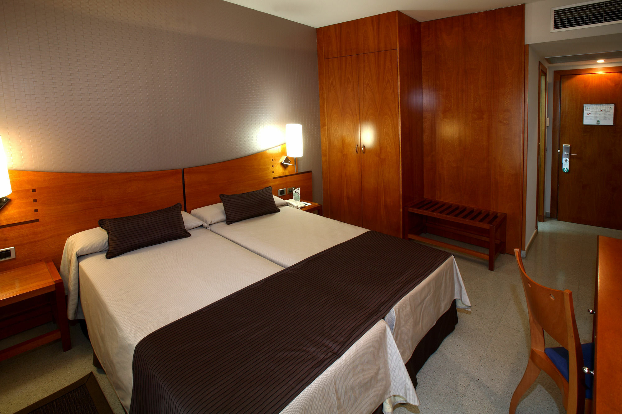 Hotel กราโนแยร์ส ห้อง รูปภาพ